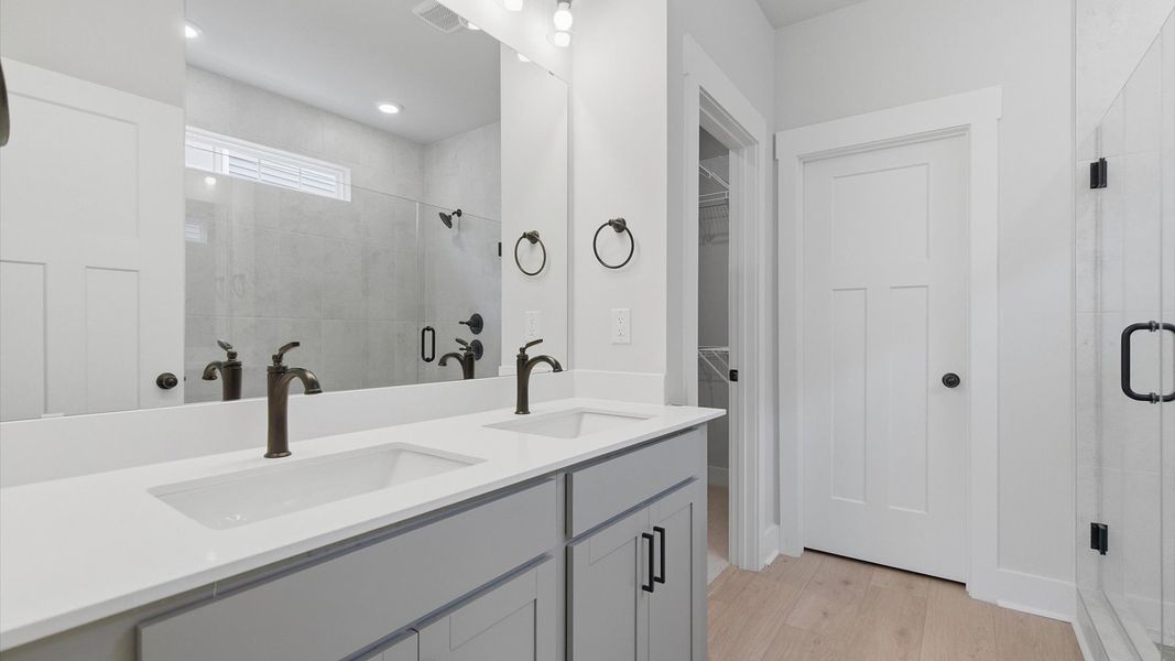 Furnished interior view inside a new home in Foxbank, Gray Court (Image 23).