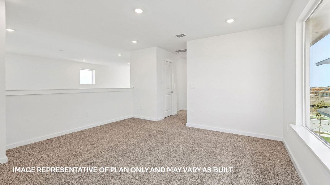 Spacious, unfurnished interior of a new home in Frontier, Mustang Ridge (Image 31). Spacious, unfurnished interior of a new home in Frontier, Mustang Ridge (Image 31).