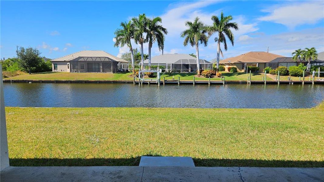 Community amenities in , Port Charlotte (Image 13).