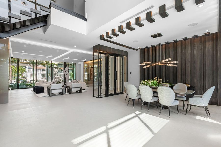 169_Coconut_Palm_Road_09