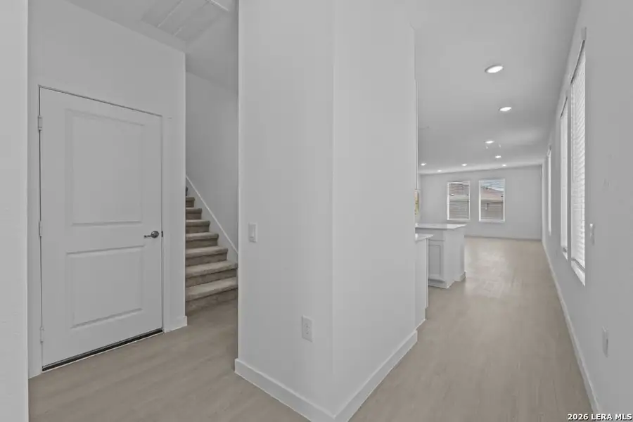 Spacious, unfurnished interior of a new home in Vida, San Antonio (Image 25). Spacious, unfurnished interior of a new home in Vida, San Antonio (Image 25).