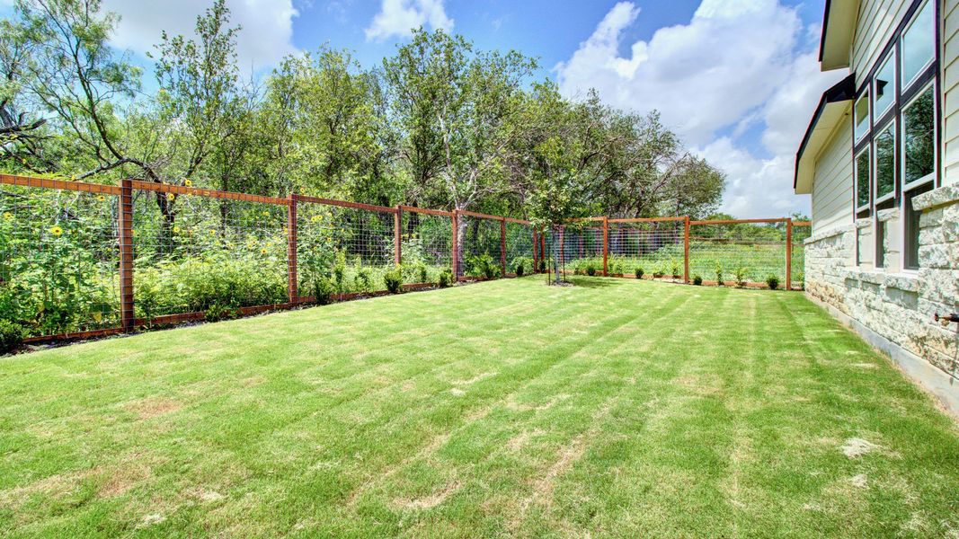 Furnished interior view inside a new home in The Crossvine, Schertz (Image 26). Furnished interior view inside a new home in The Crossvine, Schertz (Image 26).