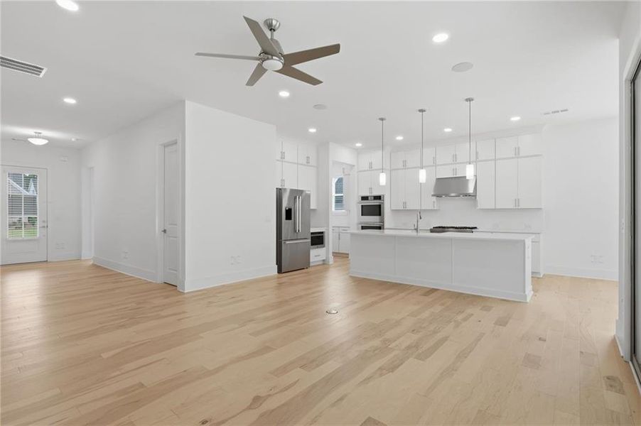 Spacious, unfurnished interior of a new home in , Cumming (Image 25).