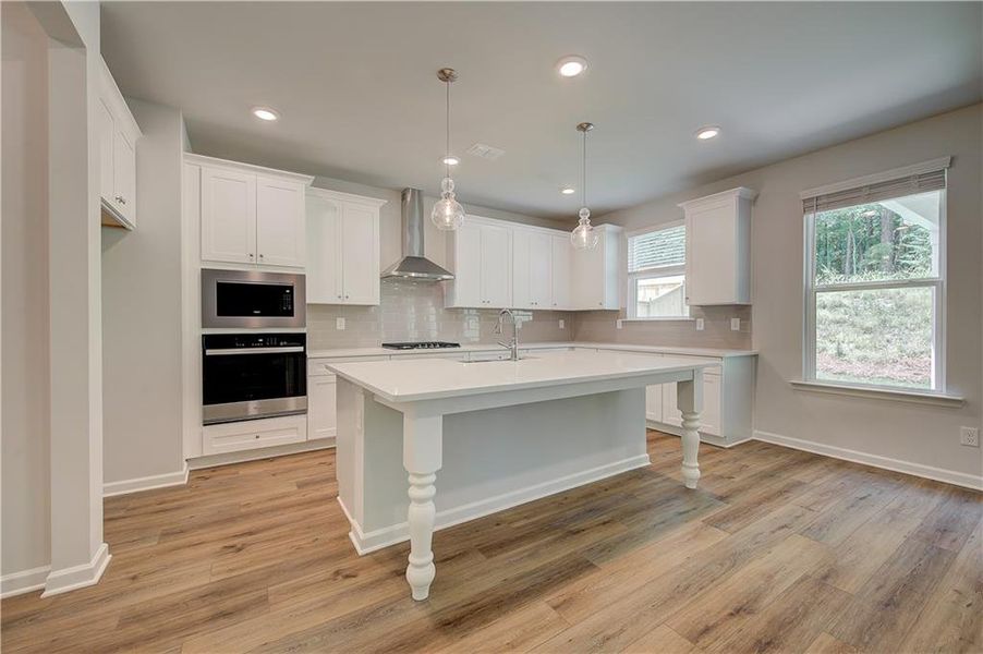 Furnished interior view inside a new home in Hamilton Lakes, Lawrenceville (Image 11).