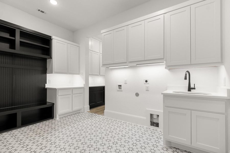 Furnished interior view inside a new home in COLTON, Todd Mission (Image 8).