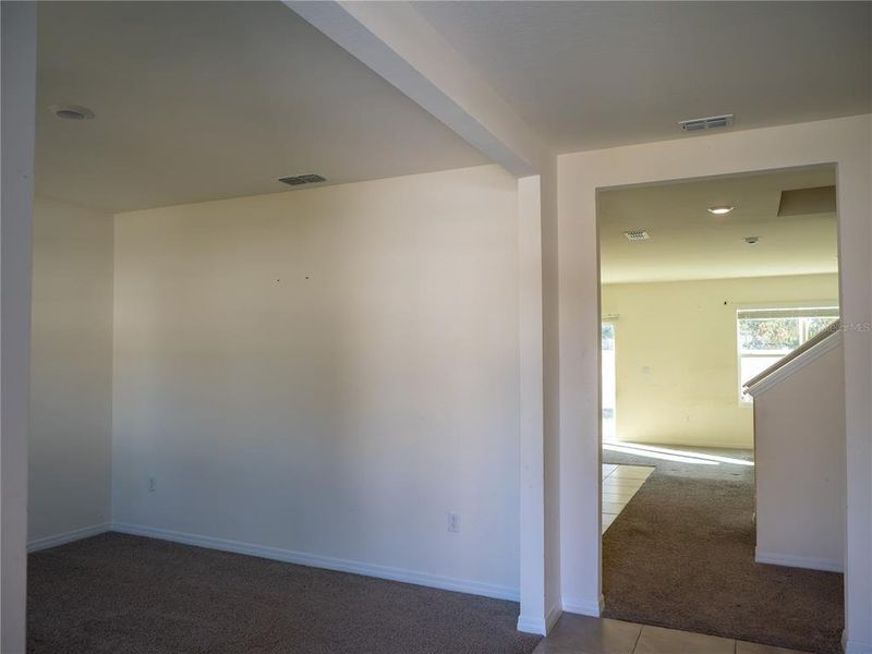 Spacious, unfurnished interior of a new home in Poinciana Enclave, Kissimmee (Image 26).