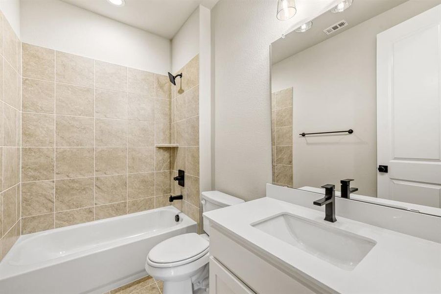 Furnished interior view inside a new home in Wellington, Fort Worth (Image 13). Furnished interior view inside a new home in Wellington, Fort Worth (Image 13).