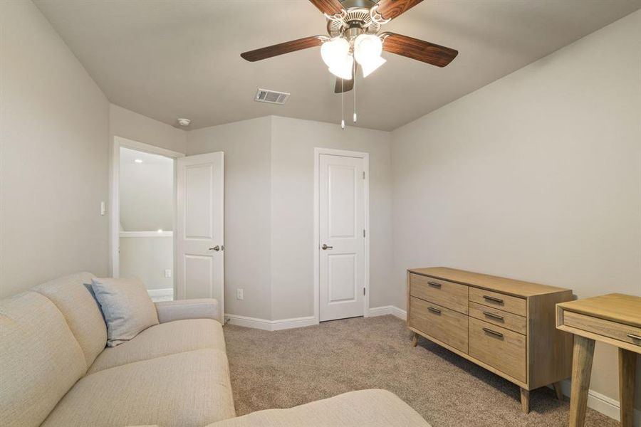 Furnished interior view inside a new home in Stonehill, Cedar Hill (Image 14). Furnished interior view inside a new home in Stonehill, Cedar Hill (Image 14).