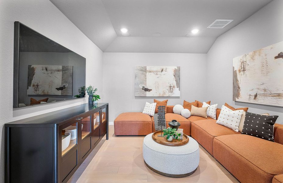Representative furnished interior of a home built from the Sanford by Pulte Homes in Kuempel Farms, Pflugerville (Image 6).