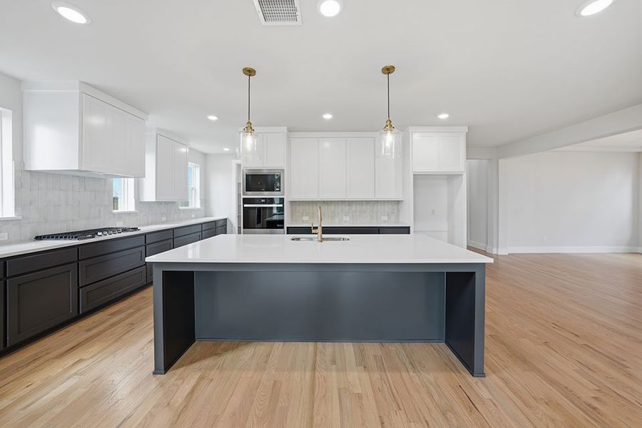 Furnished interior view inside a new home in Aster Park, McKinney (Image 8).