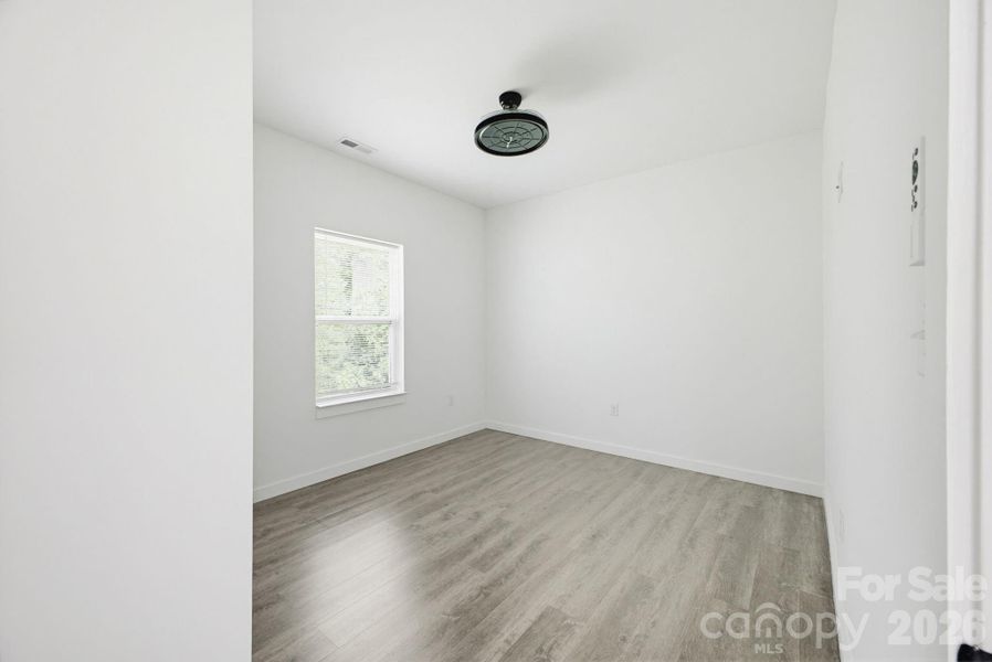 Spacious, unfurnished interior of a new home in , Hickory (Image 16).