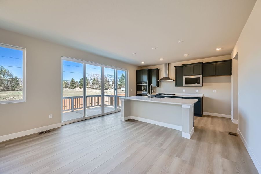 3,572sf New Home in Elizabeth, CO.  - Slide 7