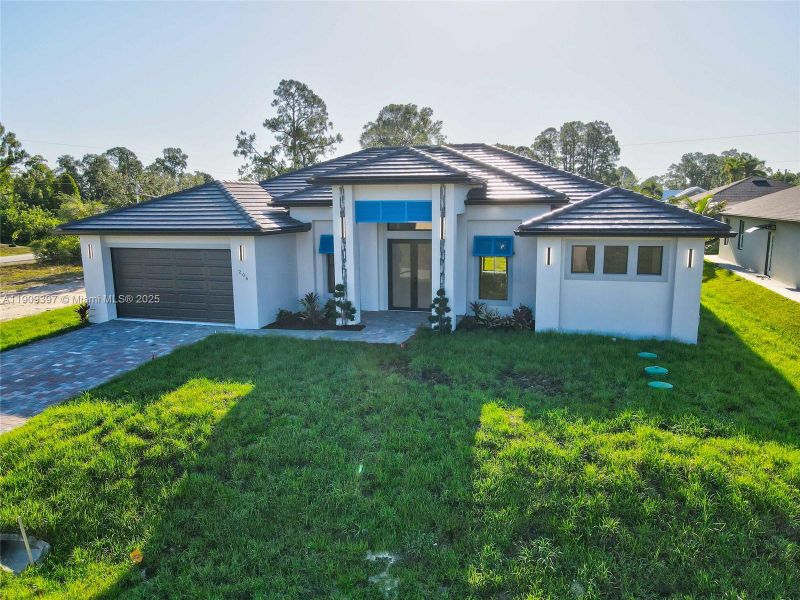 Exterior details and patio area of a home in , Lehigh Acres (Image 23).
