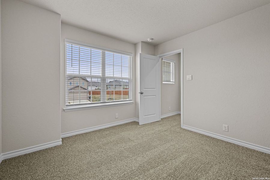 Spacious, unfurnished interior of a new home in Redbird Ranch, San Antonio (Image 21).