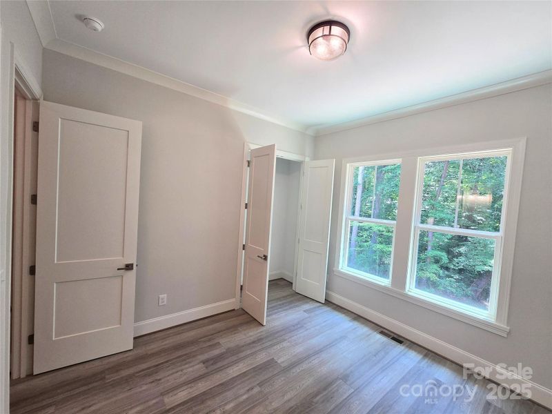 Spacious, unfurnished interior of a new home in , Belmont (Image 24).