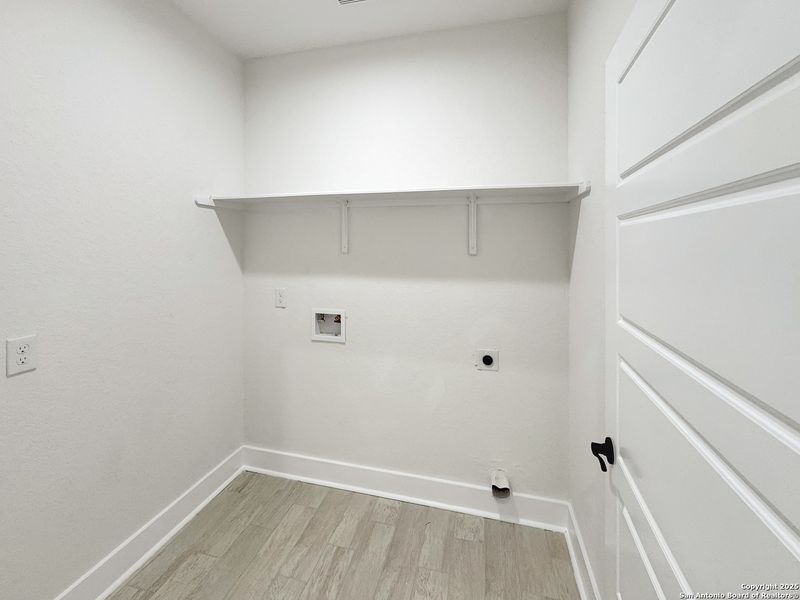 Image 19 of a home in .