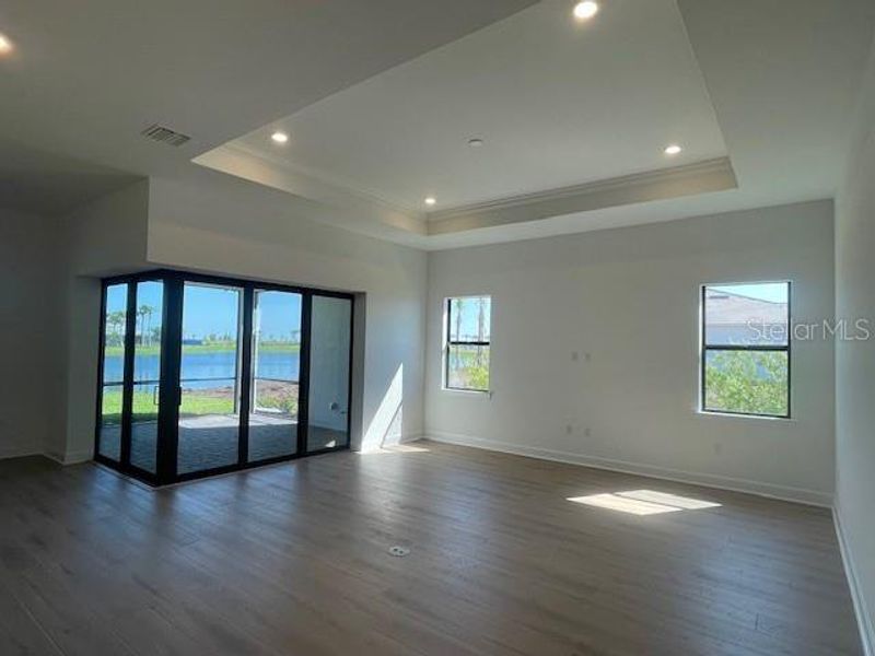 Spacious, unfurnished interior of a new home in Del Webb Catalina, Lakewood Ranch (Image 23).