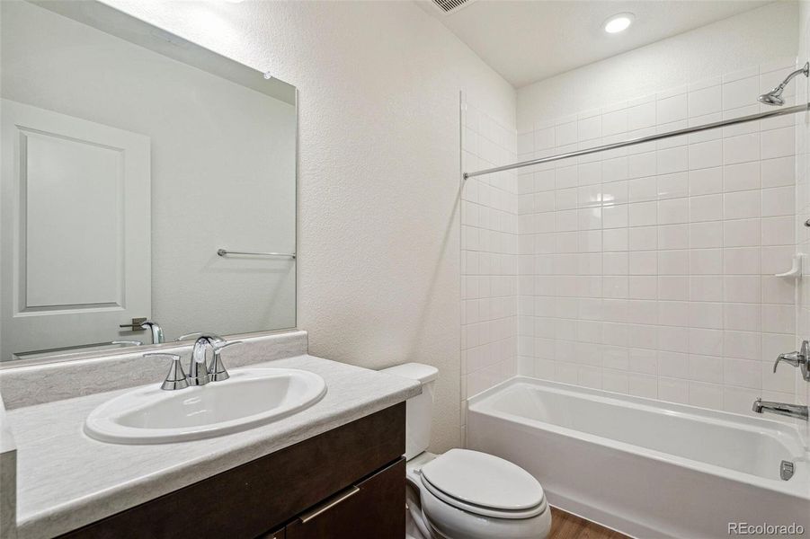 Furnished interior view inside a new home in Windsong, Thornton (Image 10).