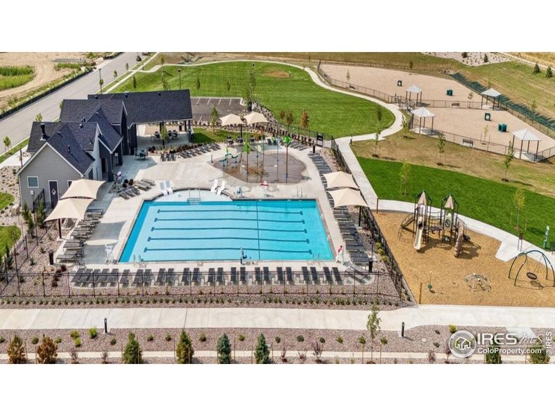 Community amenities in Vantage, Berthoud (Image 31).