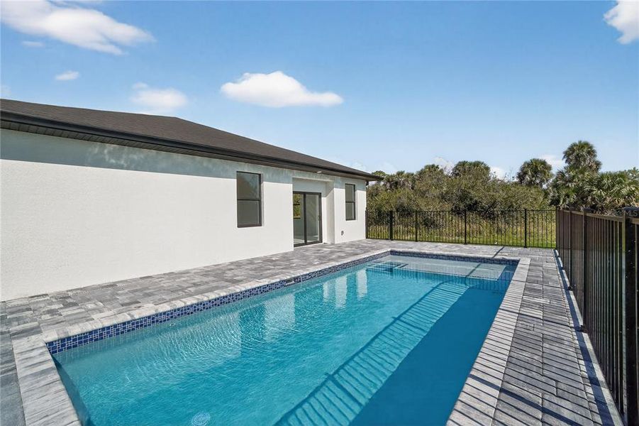 Exterior details and patio area of a home in , Rotonda West (Image 37).