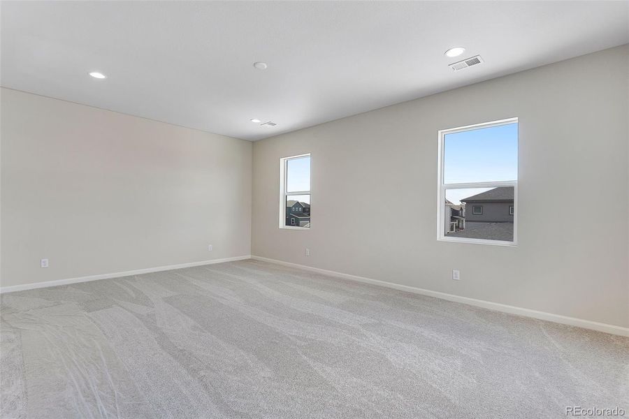 Spacious, unfurnished interior of a new home in Crescendo Collection at Reunion, Commerce City (Image 26). Spacious, unfurnished interior of a new home in Crescendo Collection at Reunion, Commerce City (Image 26).