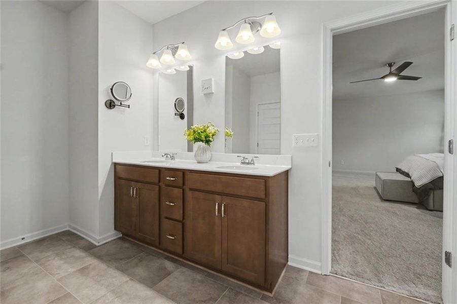 Furnished interior view inside a new home in Arrington, Adairsville (Image 39).