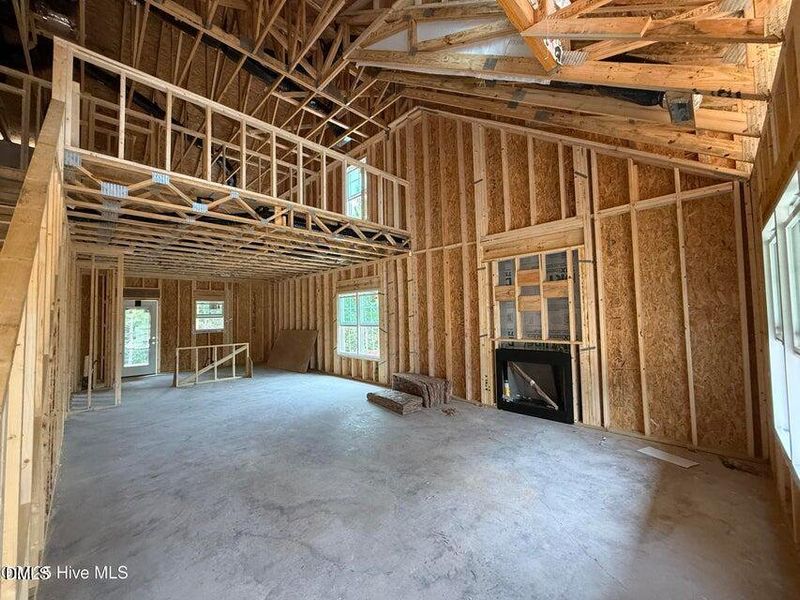 20250916160730778064000000-o 20250916160730778064000000-o