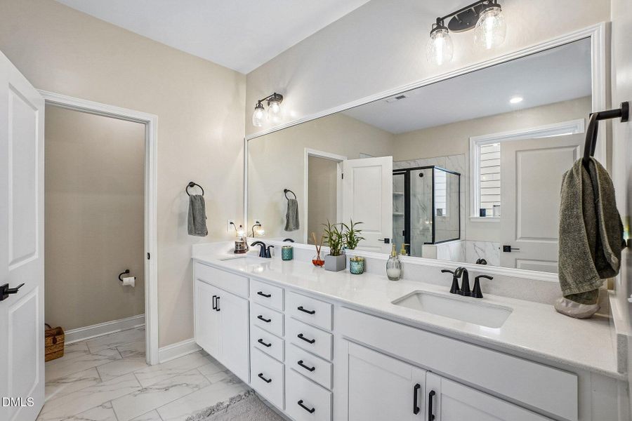 30-web-or-mls-Emmer St-S1205-030