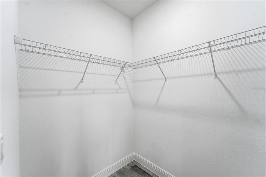 Spacious, unfurnished interior of a new home in , Ocala (Image 23).