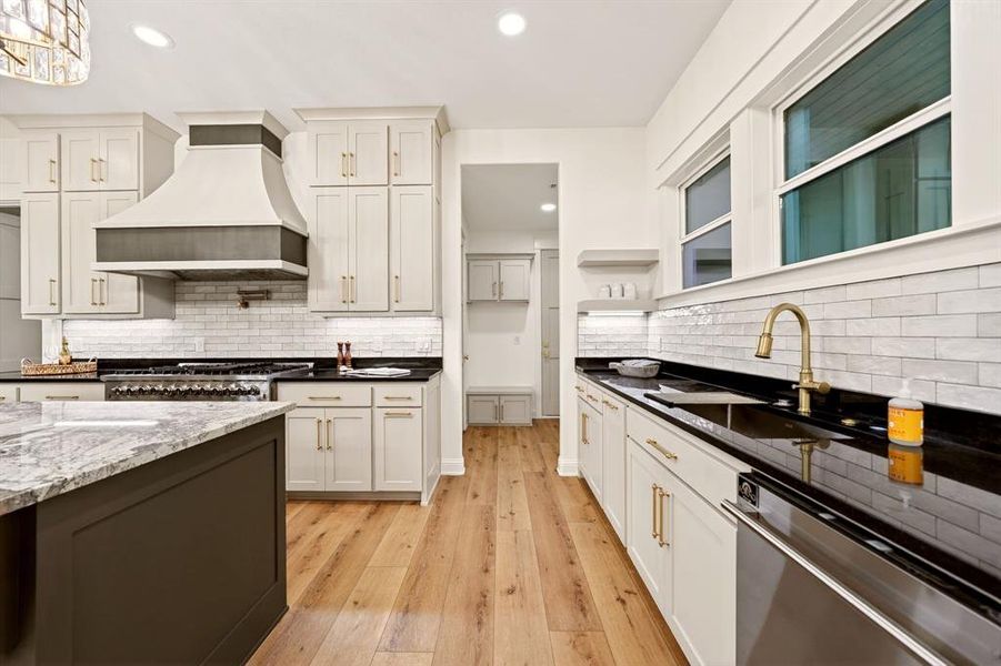 Furnished interior view inside a new home in , Mount Pleasant (Image 18).