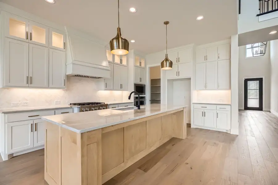 Plan 1641 Kitchen Representative Photo