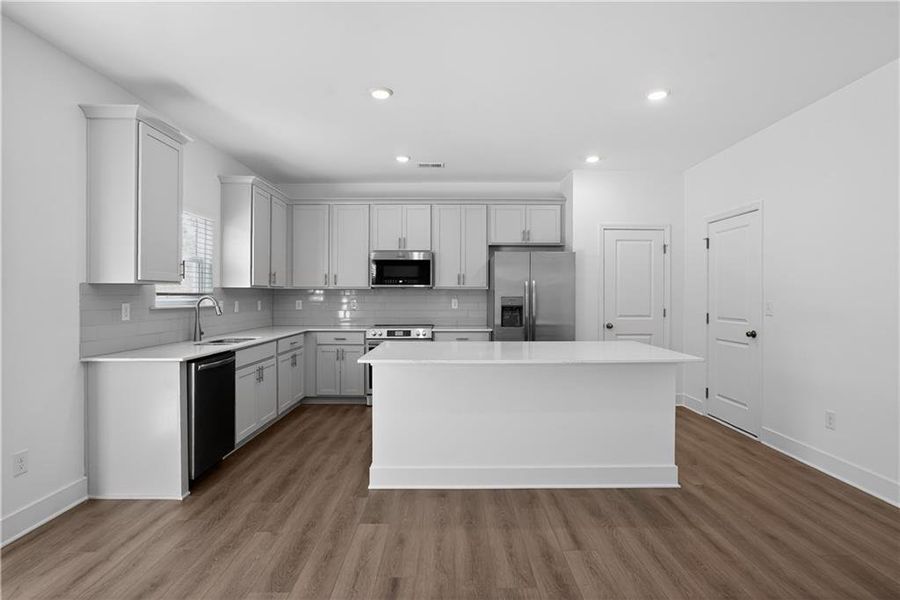 Furnished interior view inside a new home in Shadow Creek, Jackson (Image 6).