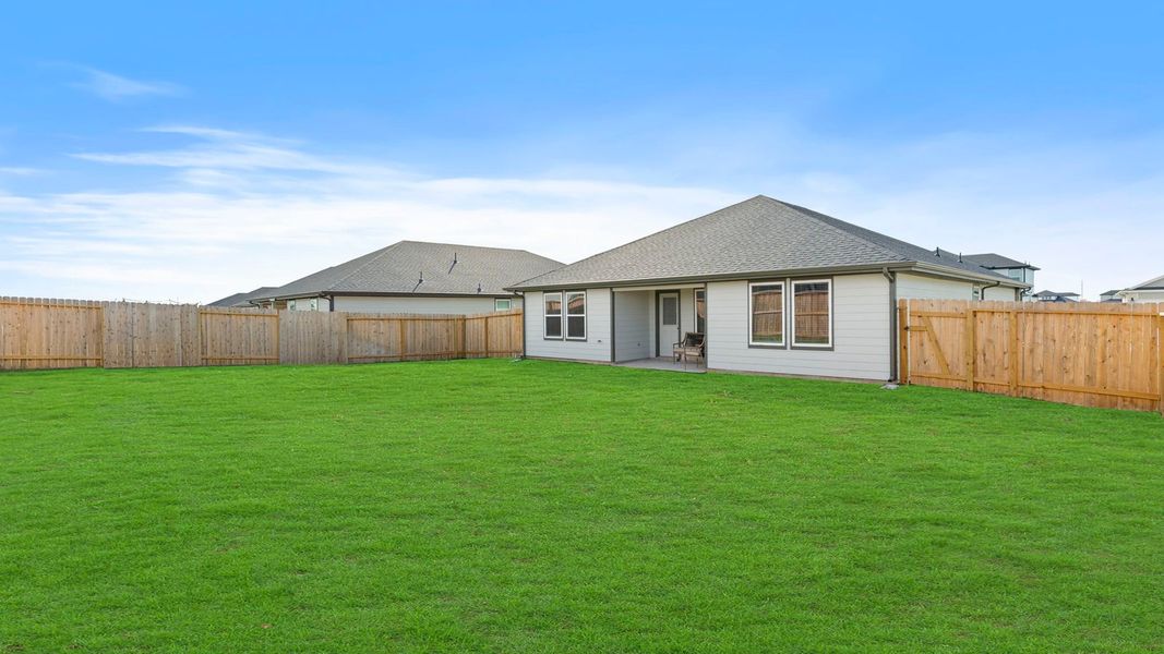 Exterior details and patio area of a home in Evergreen, Rosenberg (Image 4). Exterior details and patio area of a home in Evergreen, Rosenberg (Image 4).
