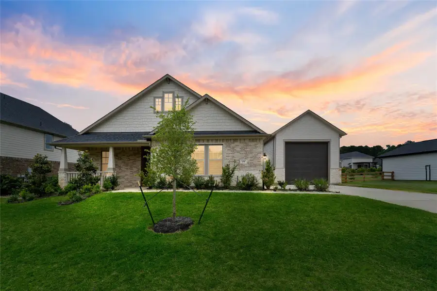 Welcome home to 630 Running Iron Lane located in Timber Hollow and zoned to Magnolia ISD. Welcome home to 630 Running Iron Lane located in Timber Hollow and zoned to Magnolia ISD.