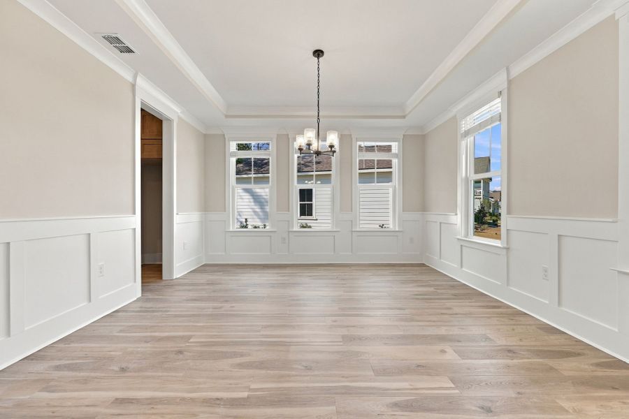 Representative unfurnished interior of a home built from the Laurel by Pulte Homes in SayeBrook, Myrtle Beach (Image 20).