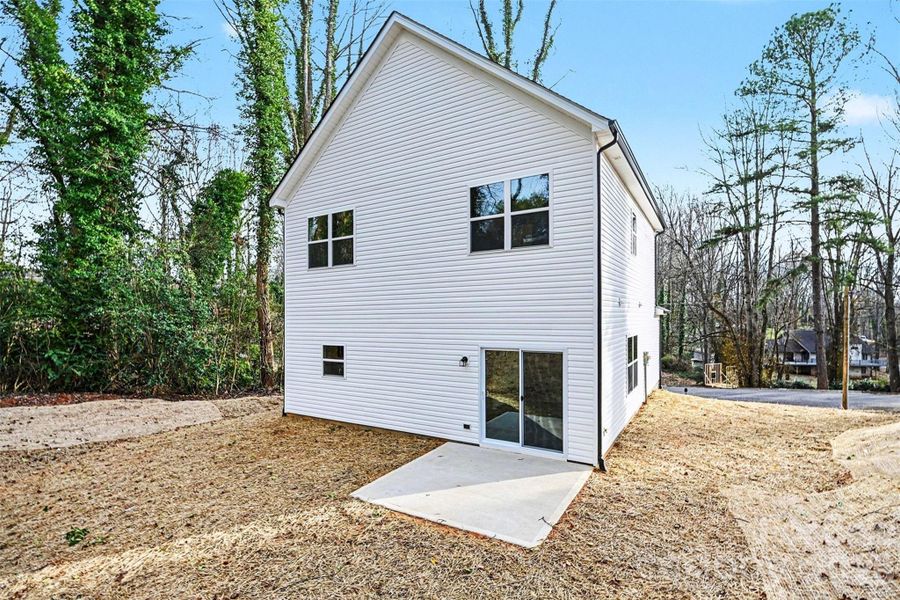 Exterior details and patio area of a home in , Newton (Image 3).