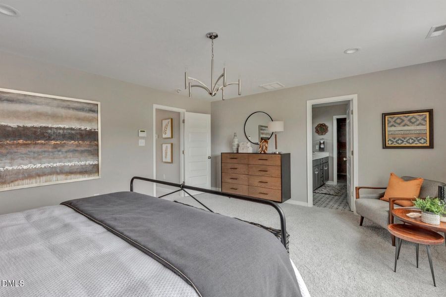 26-Owner's Suite (Large)