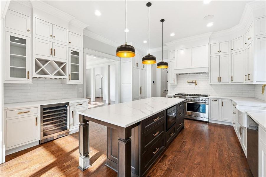 Furnished interior view inside a new home in , Roswell (Image 6).
