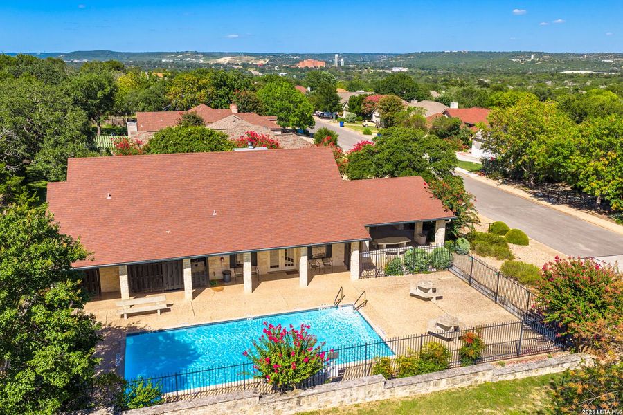 Community amenities in , Kerrville (Image 33).
