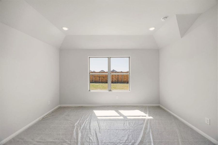 26-web-or-mls-547-frst-hvn-dr 26-web-or-mls-547-frst-hvn-dr