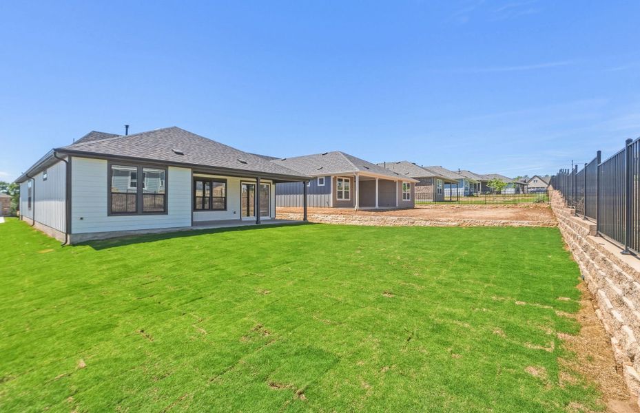 Exterior details and patio area of a home in Sun City Texas, Georgetown (Image 4).