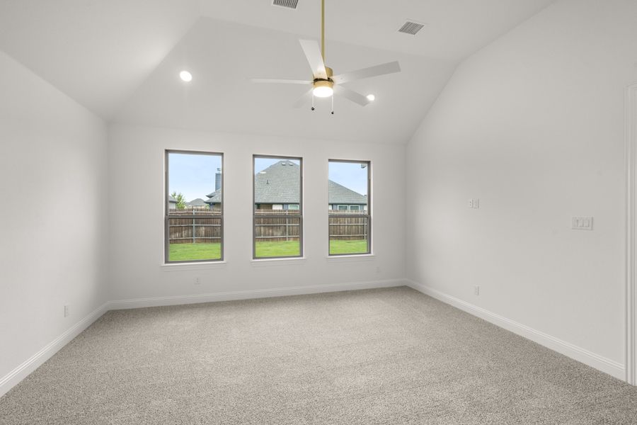 Spacious, unfurnished interior of a new home in Ridgepoint, Midlothian (Image 22).