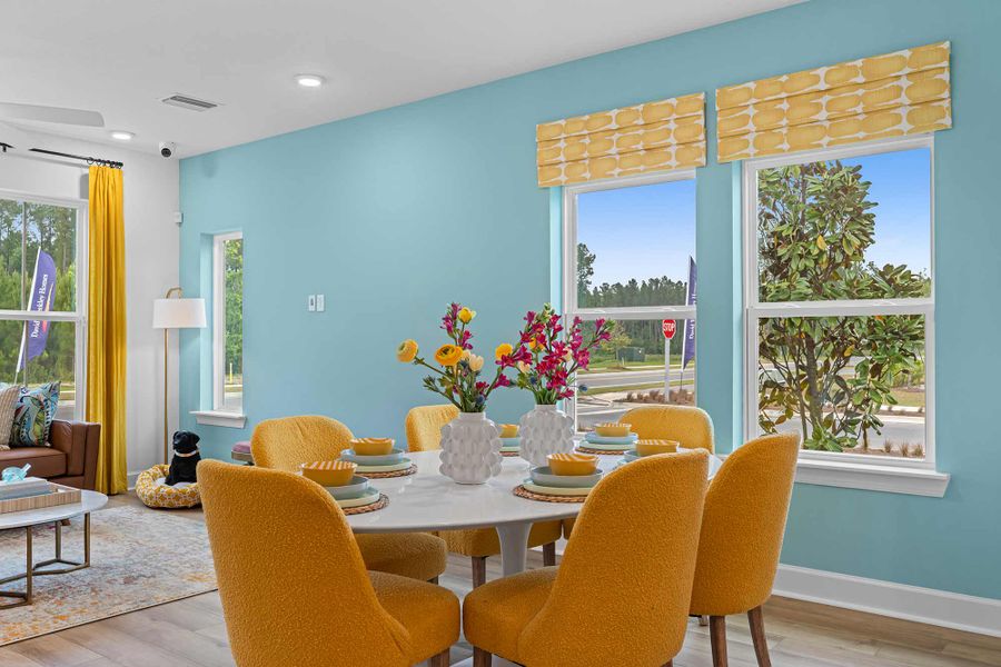 The Crestmark - Dining