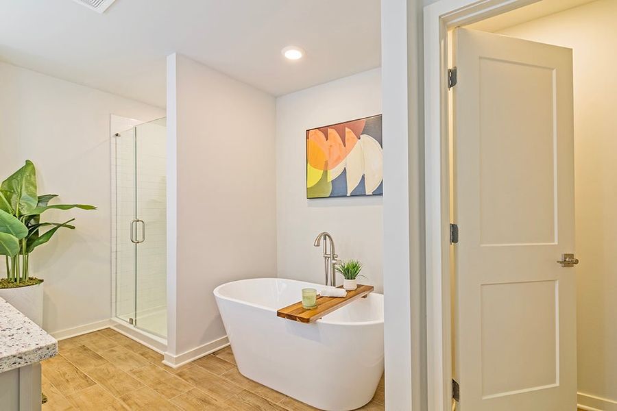 4br New Home in Covington, GA.  - Slide 18