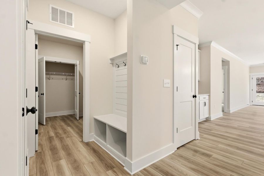 Spacious, unfurnished interior of a new home in Harbor Crossing, Greensboro (Image 18).