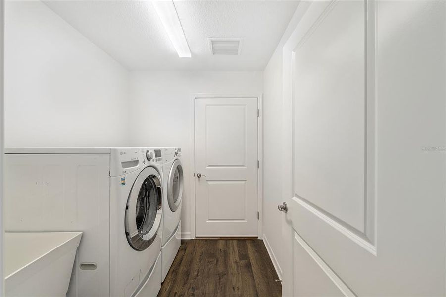 Image 37 of a home in .
