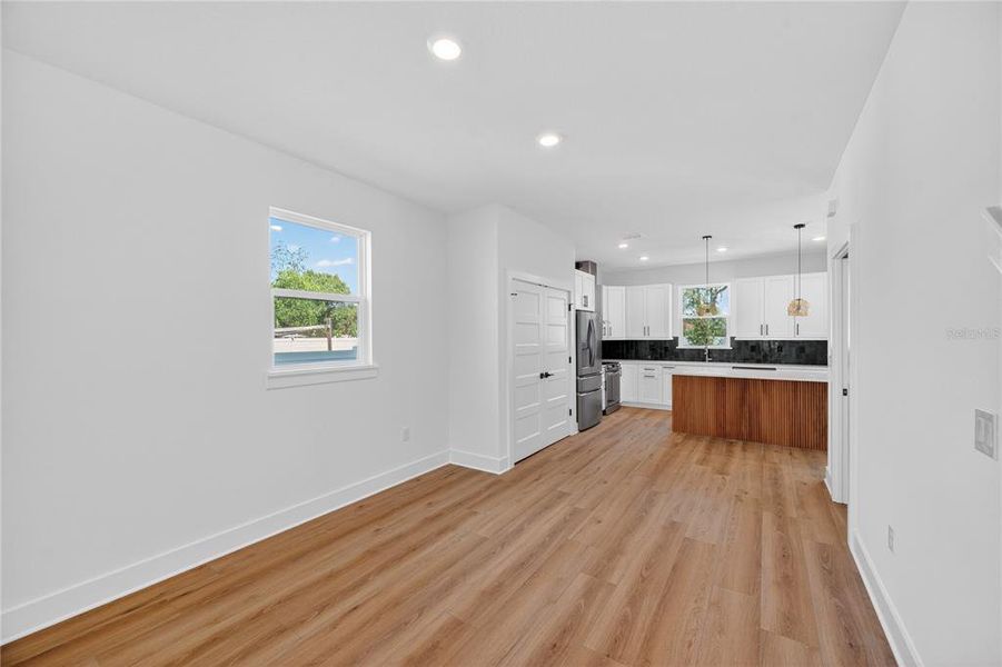 Spacious, unfurnished interior of a new home in , St. Petersburg (Image 34). Spacious, unfurnished interior of a new home in , St. Petersburg (Image 34).