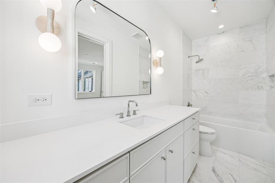 Furnished interior view inside a new home in , Dallas (Image 13).