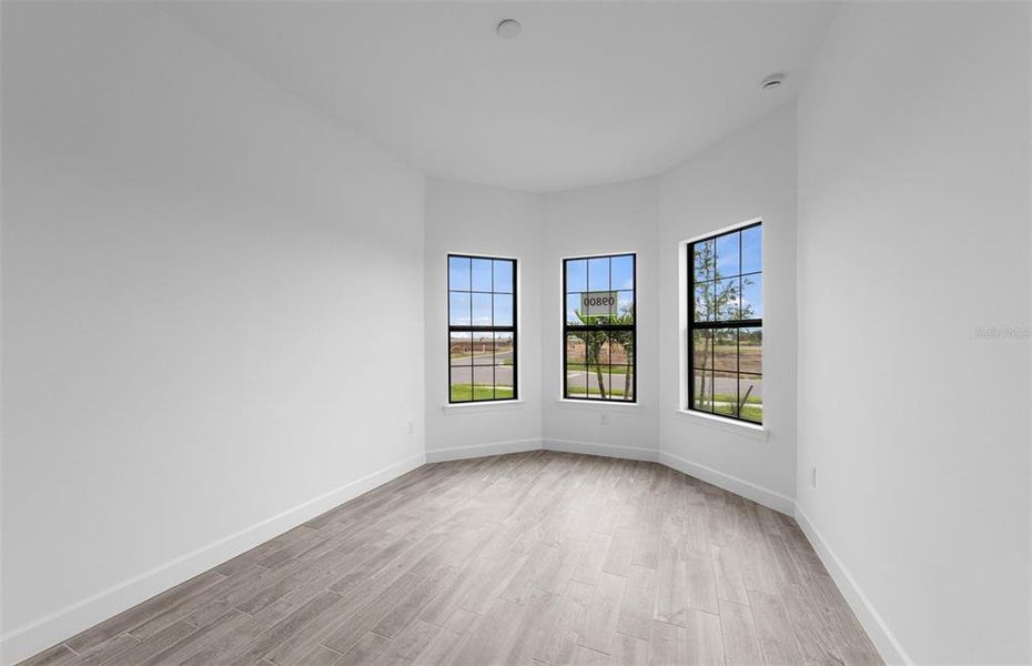 Spacious, unfurnished interior of a new home in Del Webb Catalina, Lakewood Ranch (Image 32). Spacious, unfurnished interior of a new home in Del Webb Catalina, Lakewood Ranch (Image 32).