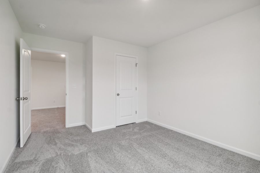 Spacious, unfurnished interior of a new home in Portrait Hills, Aiken (Image 21).